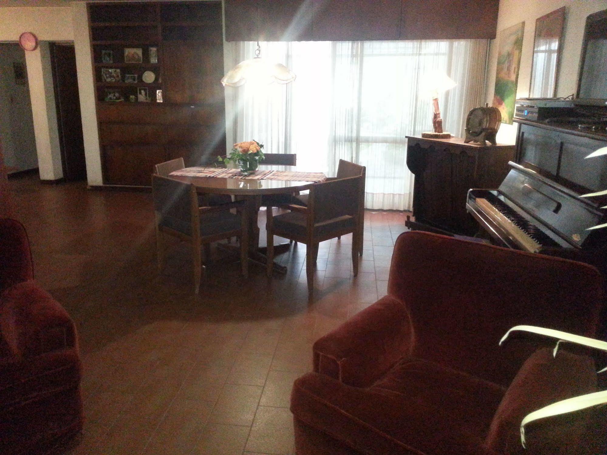 Mi Casa Guest House Mendoza Exterior photo